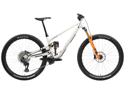 2018 Commencal Meta AM V4.2 FOX World Cup Bike - Reviews